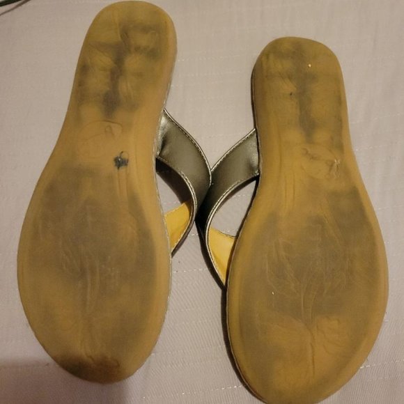 B.O.C. Born Concept Women's Flip Flop Style Sandals. Size 9. Good Condition - Picture 5 of 6